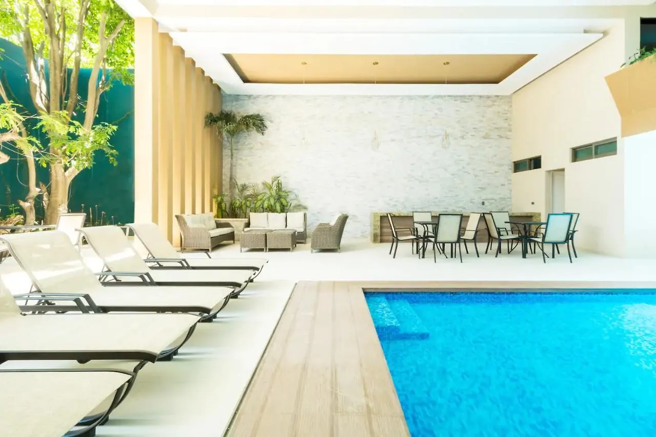 Palmarena Rooms & Residences - Long Stay Comfort With Parking, Sauna, Gym & Pool - Steps From 5Th Avenue Playa del Carmen 3*,