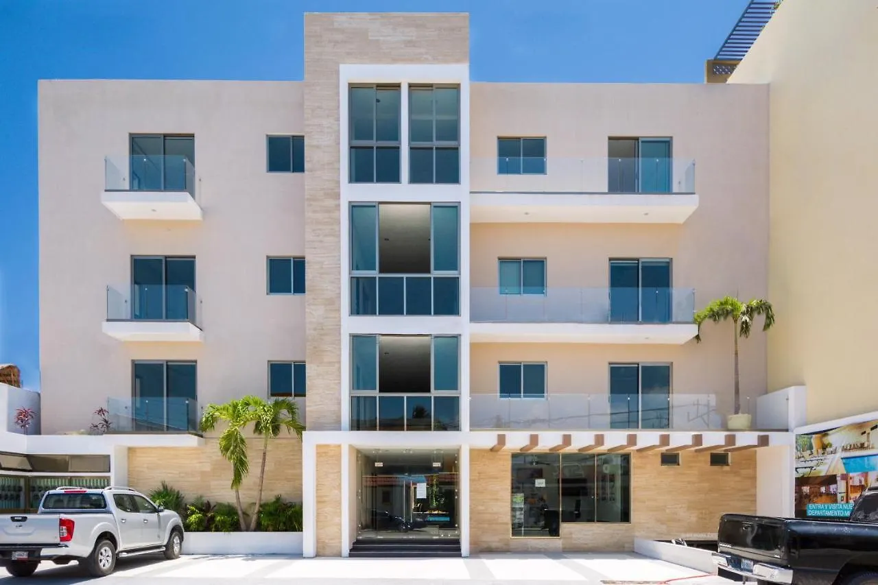 Palmarena Rooms & Residences - Long Stay Comfort With Parking, Sauna, Gym & Pool - Steps From 5Th Avenue Playa del Carmen Hotel